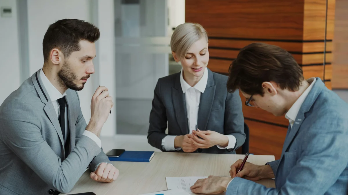 Businessberater-Treffen mit Kunde – Awerka Zeiterfassung und Abrechnung für Berater