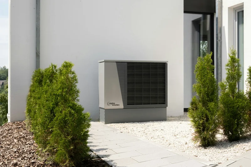 Moderne Luft-Wärmepumpe Außeneinheit